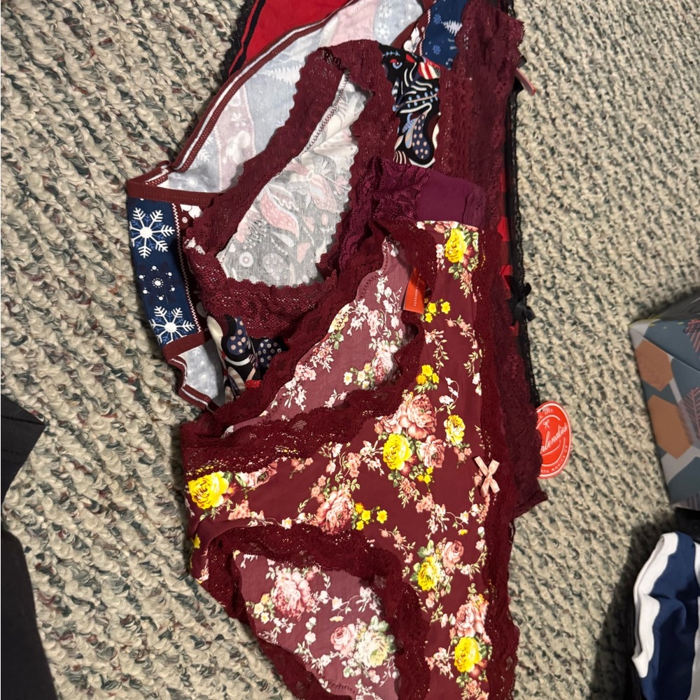 5 pr. Splendies Floral Burgundy Lace Trim Panties
